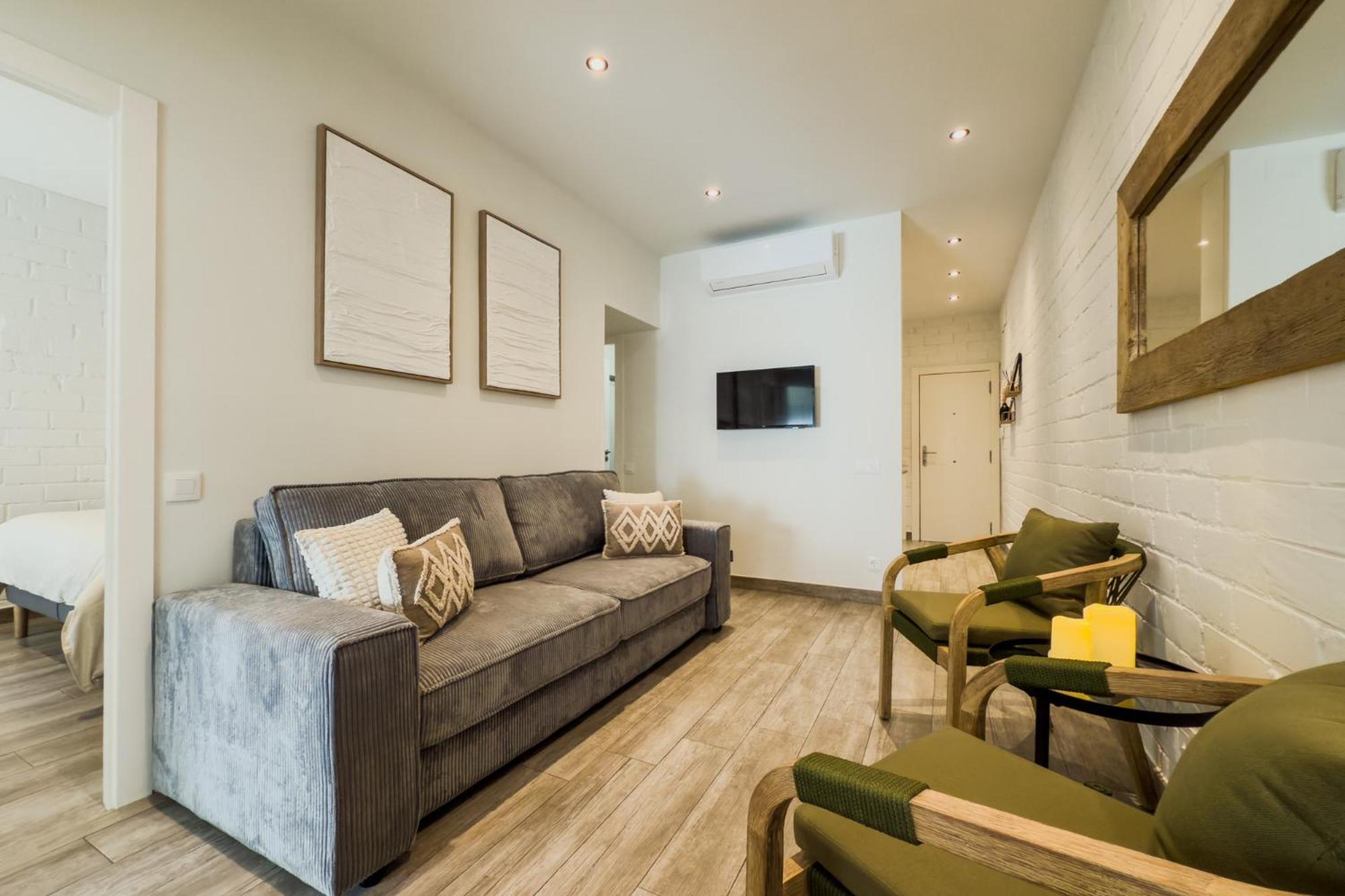 Novus Homes Barcelona Santa Eulalia * L'Hospitalet de Llobregat