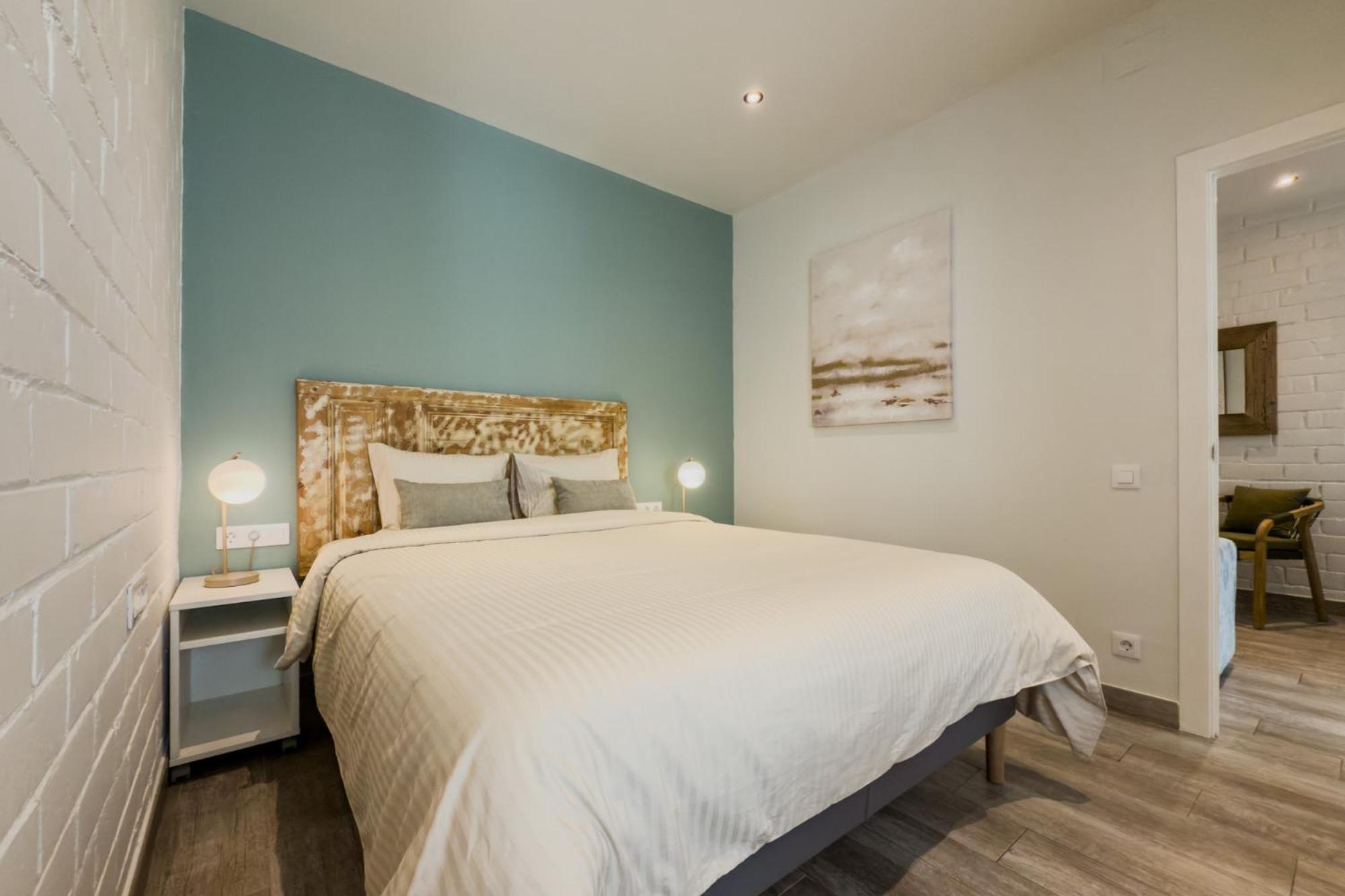 Novus Homes Barcelona Santa Eulalia * L'Hospitalet de Llobregat