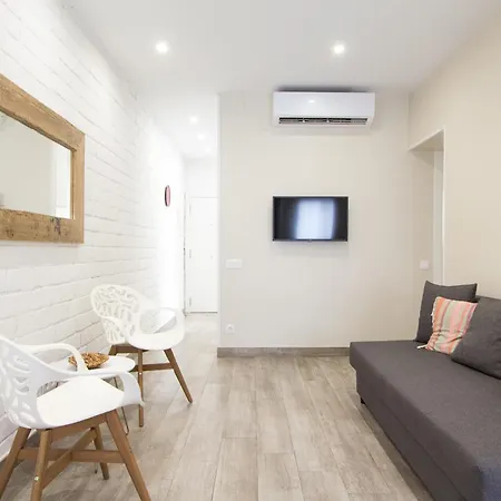 Novus Homes Barcelona Santa Eulalia L'Hospitalet de Llobregat Exterior photo